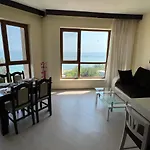Апартамент Elevated Sea View At Kabakum - 7th Floor, Private Pool & Parking Варна