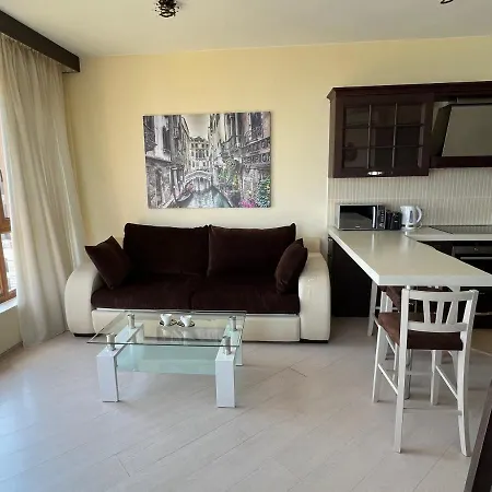Апартамент Elevated Sea View At Kabakum - 7th Floor, Private Pool & Parking