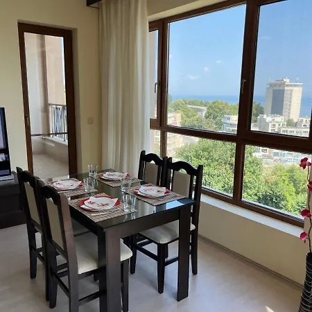 Elevated Sea View At Kabakum - 7th Floor, Private Pool & Parking * Varna