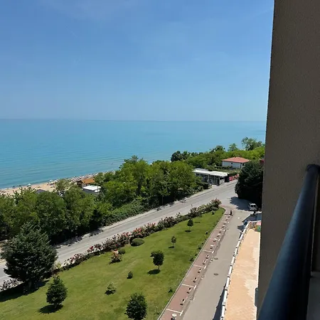 Elevated Sea View At Kabakum - 7th Floor, Private Pool & Parking Varna